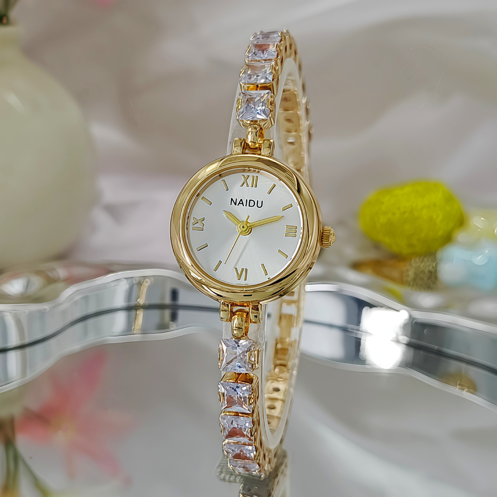 Luxury Watch Levels - Jam Tangan Gelang Bertabur Berlian Mode